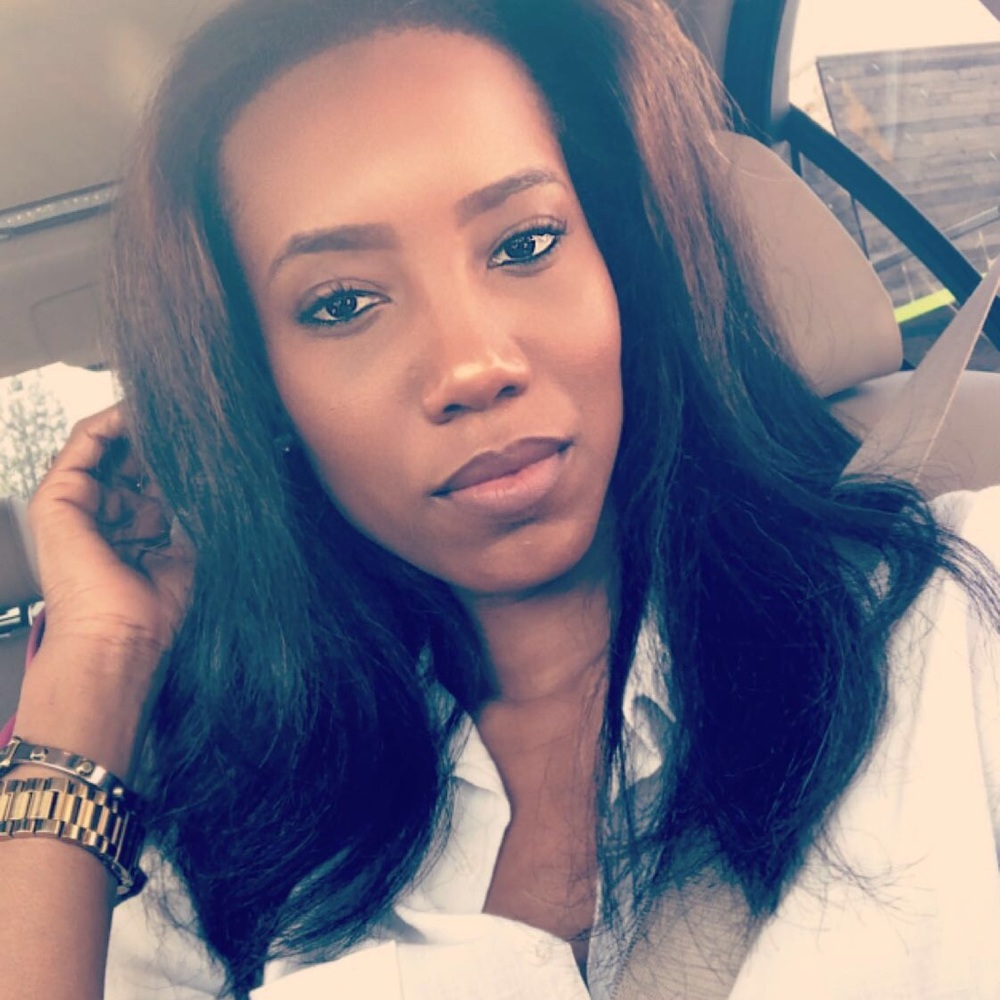 Meet your Posher, Amaris